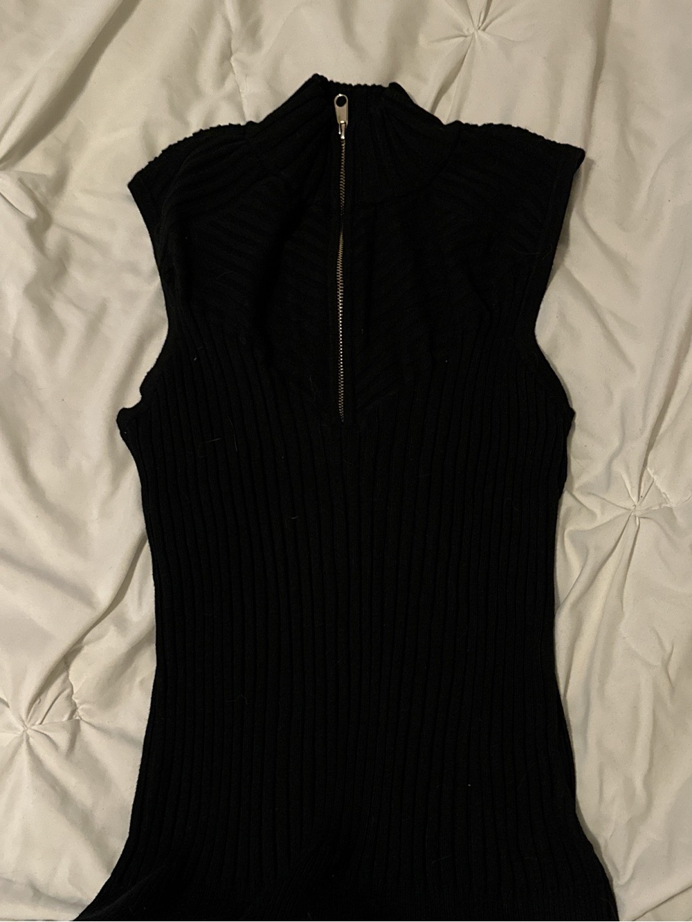Rafiana Sleeveless Ribbed Mock Neck Top with Zip - Black